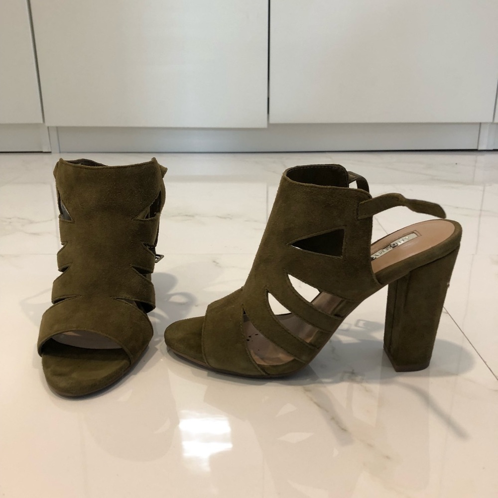 Suede heels